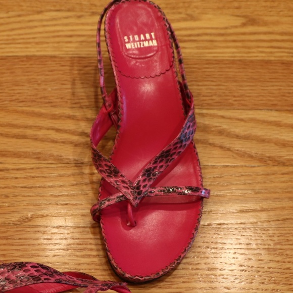 Beautiful Stuart Weitzman Sandals - Picture 4 of 4